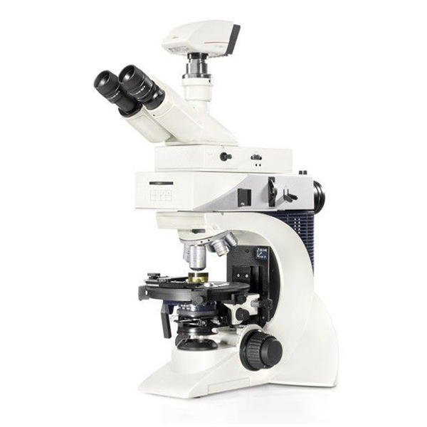 Microscopio Leica DM 2700M